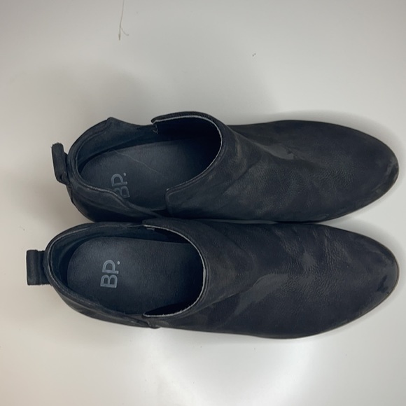 Black BP. Brand booties. Worn for a season. Size 8 - Picture 3 of 3
